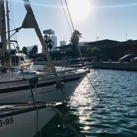 Sleep & Boats Barcelona City سان أدريان دي بيزوس المظهر الخارجي الصورة